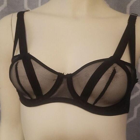 Victoria’s Secret Bra lot 32B - Picture 1 of 8